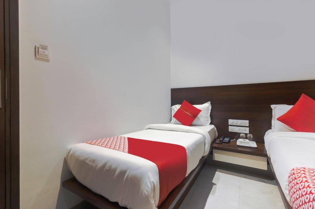 Hotel Flora Suites Bombay
