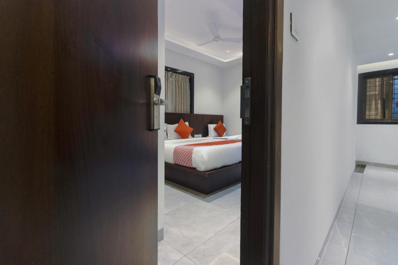 Flora Suites Hotel Bombay